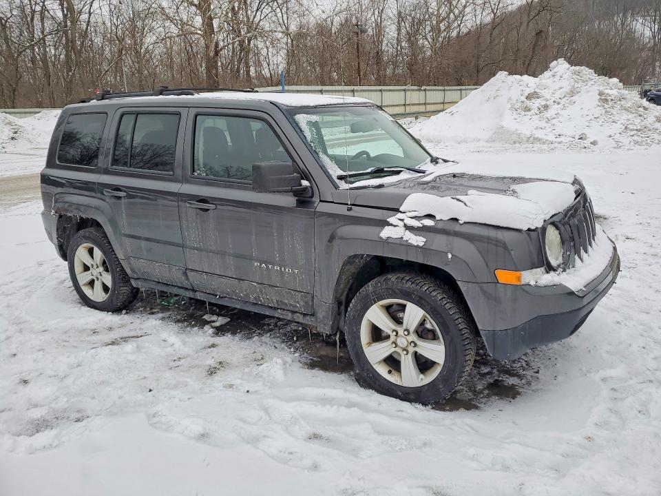 Photo 4 from auction – 2014 JEEP PATRIOT with VIN 1C4NJRFBXED760971