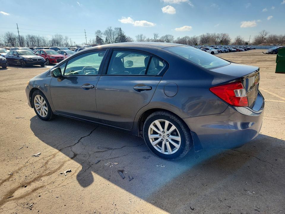 Photo 2 from auction – 2012 HONDA CIVIC with VIN 2HGFB2F98CH507378
