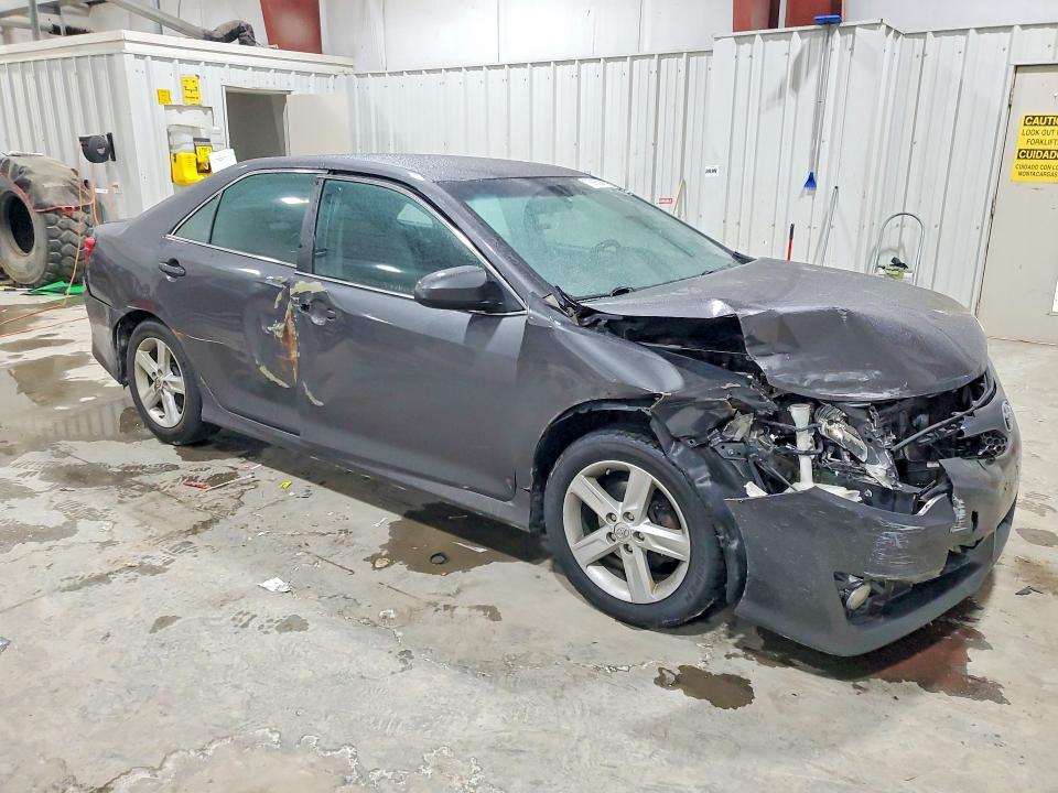 Photo 4 from auction – 2014 TOYOTA CAMRY L with VIN 4T1BF1FK5EU789926