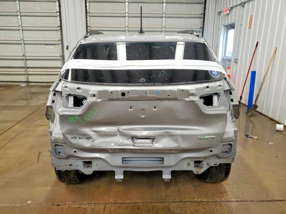 Photo 6 from auction – 2021 JEEP COMPASS with VIN 3C4NJDBB1MT546615