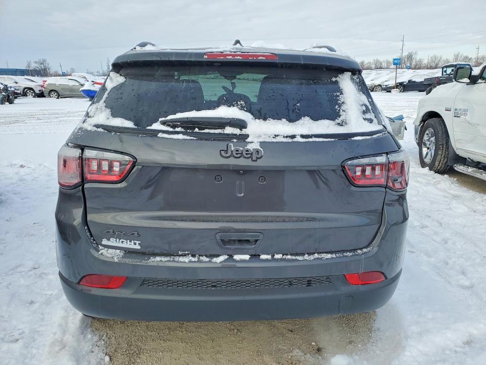 Photo 6 from auction – 2024 JEEP COMPASS with VIN 3C4NJDBN9RT120737