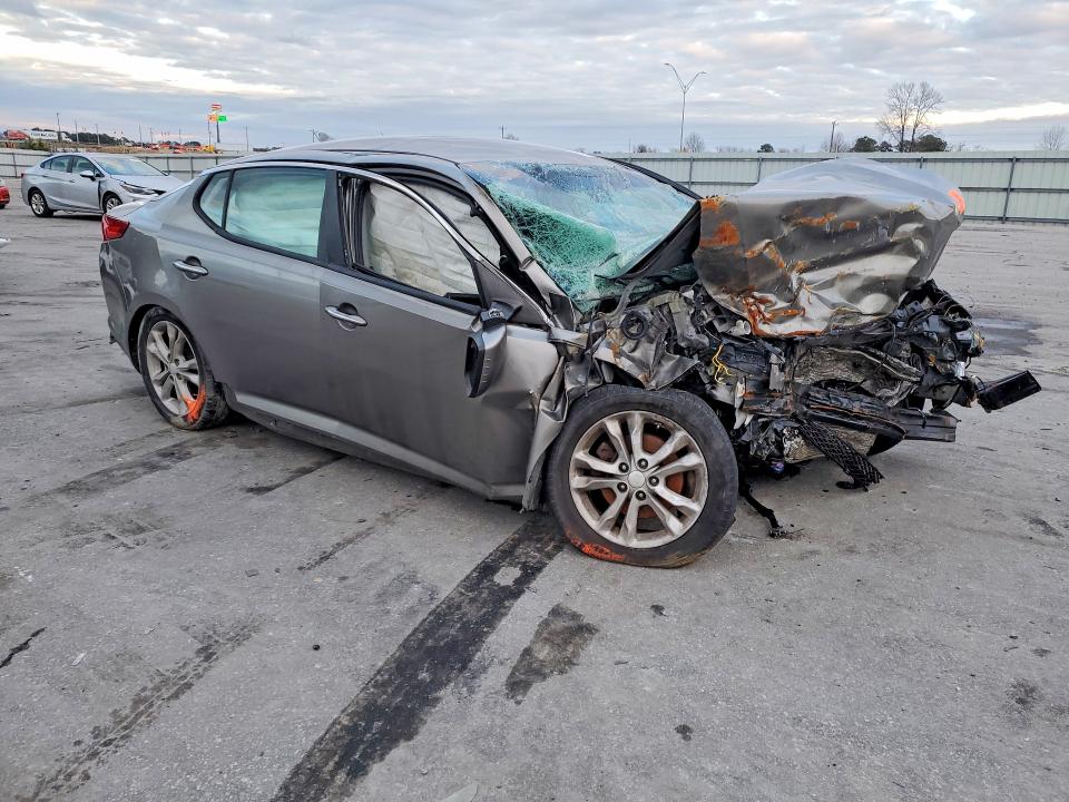 Photo 4 from auction – 2012 KIA OPTIMA with VIN 5XXGM4A73CG056796