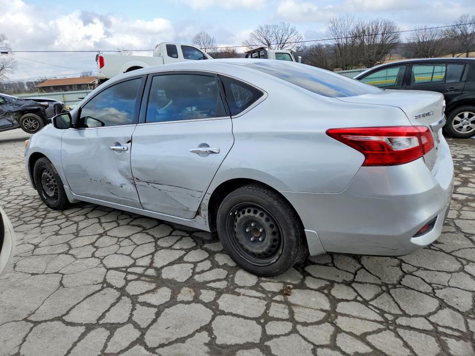 Photo 2 from auction – 2016 NISSAN SENTRA with VIN 3N1AB7AP2GY323052