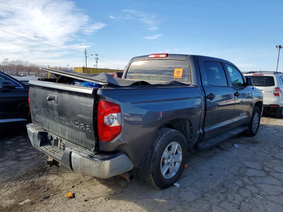 Photo 3 from auction – 2014 TOYOTA TUNDRA with VIN 5TFDW5F14EX390435