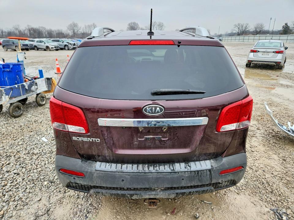 Photo 6 from auction – 2012 KIA SORENTO BA with VIN 5XYKT3A66CG239216