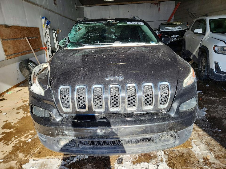 Photo 5 from auction – 2016 JEEP CHEROKEE L with VIN 1C4PJMCB1GW317633