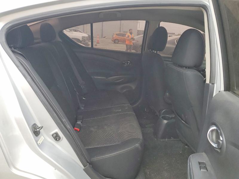 Photo 10 from auction – 2018 NISSAN VERSA S with VIN 3N1CN7AP1JL842033