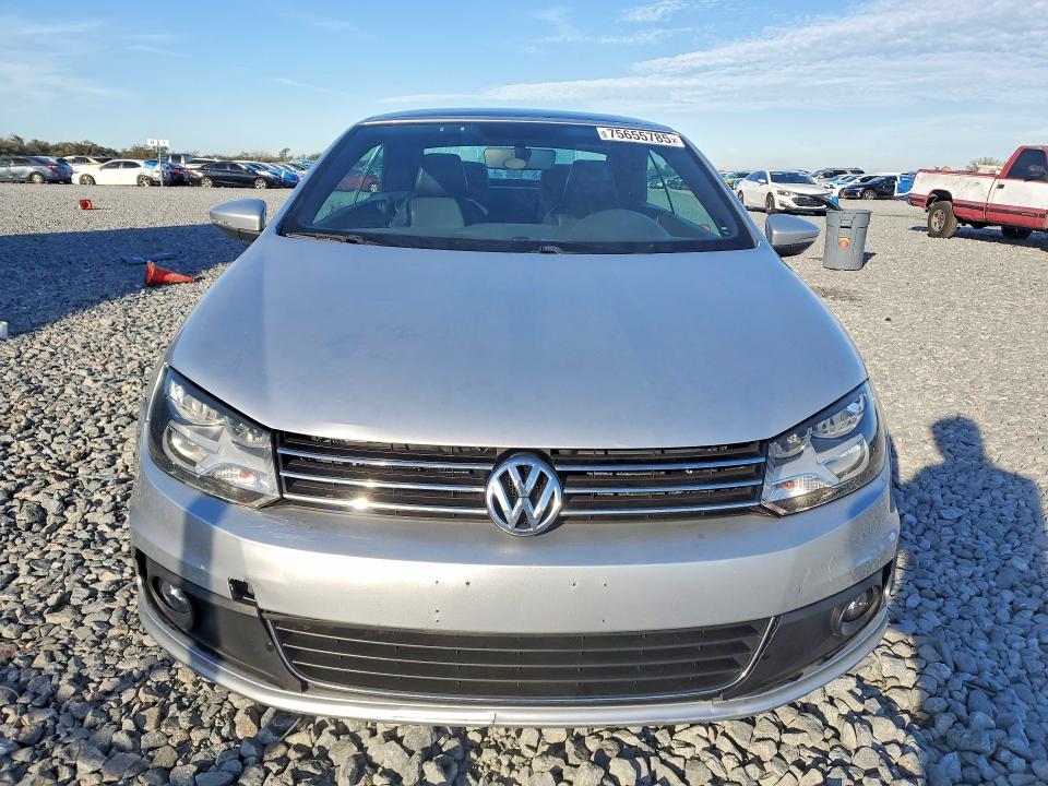 Photo 5 from auction – 2012 VOLKSWAGEN EOS KOMFOR with VIN WVWBW7AHXCV015407