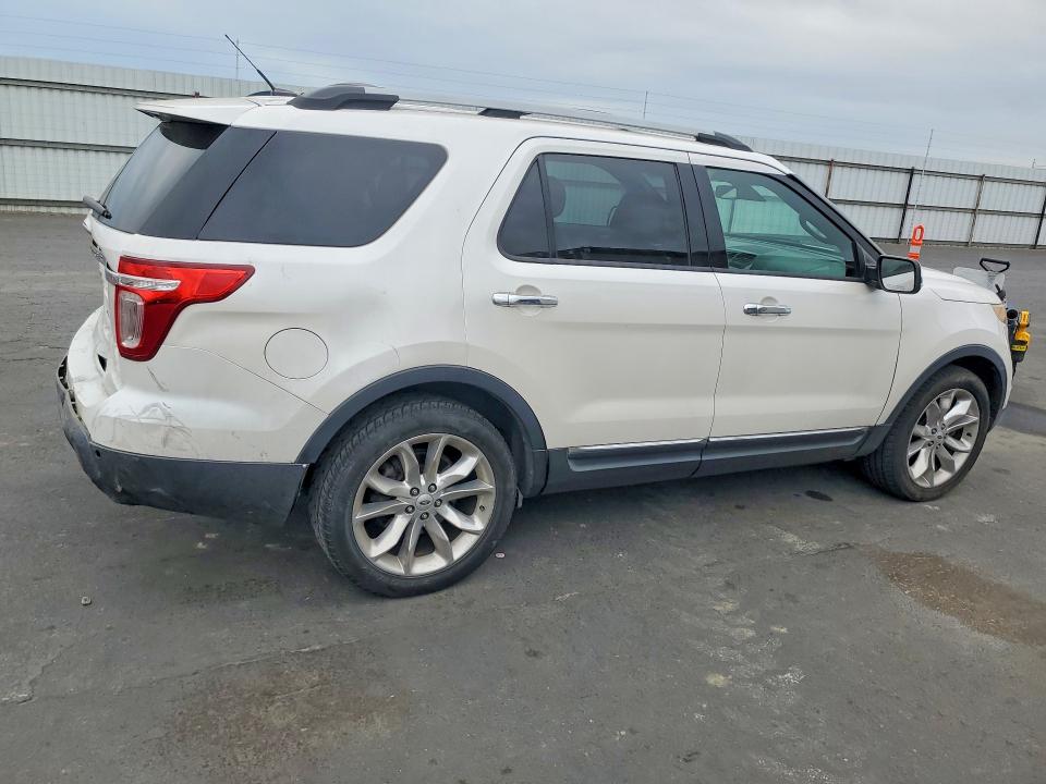 Photo 3 from auction – 2013 FORD EXPLORER with VIN 1FM5K7F88DGA63118