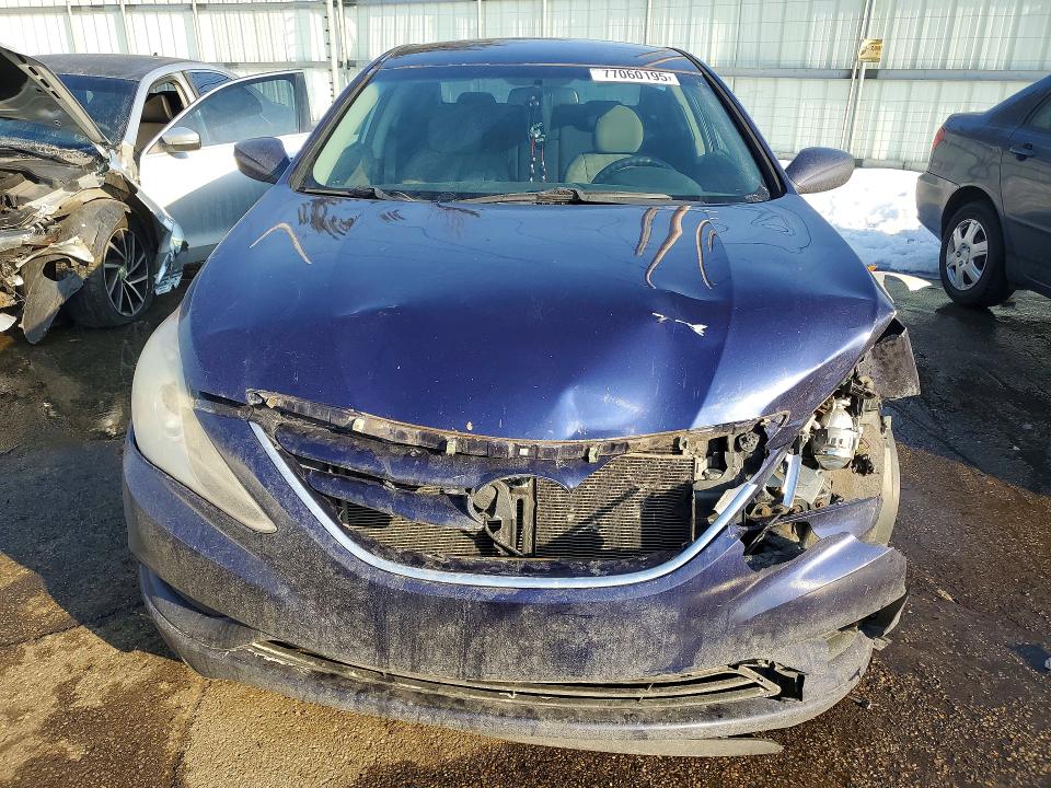 Photo 5 from auction – 2012 HYUNDAI SONATA with VIN 5NPEB4AC0CH443921