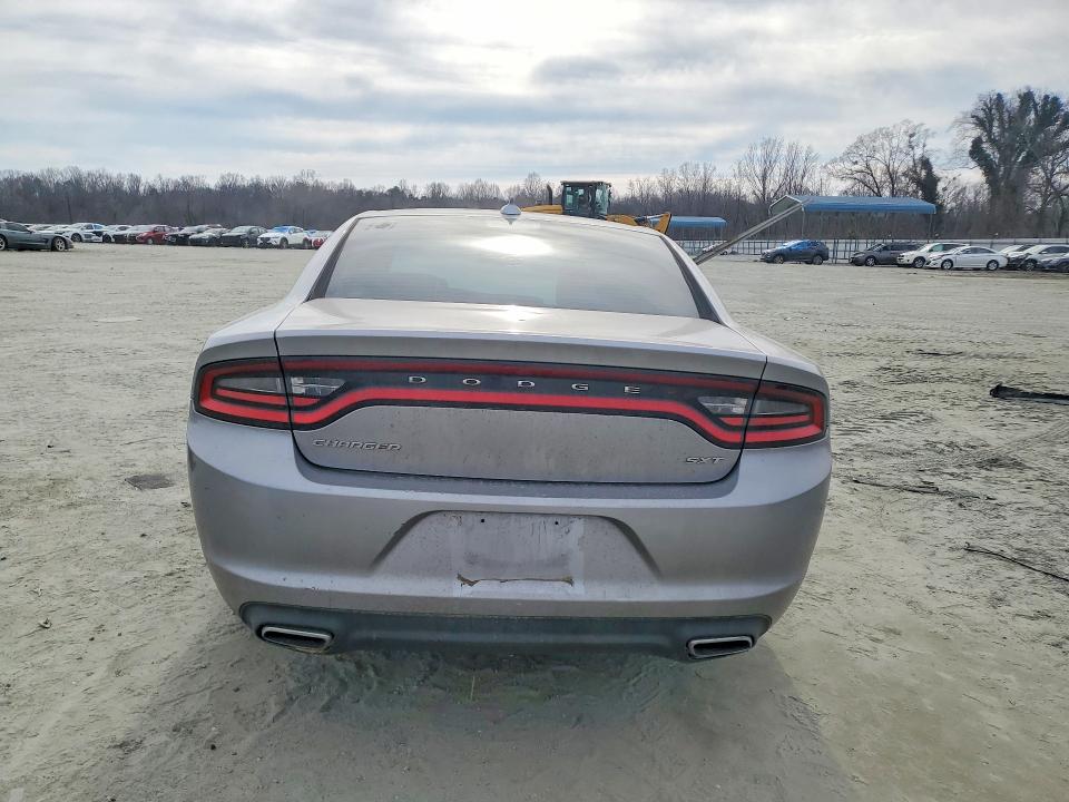 Photo 6 from auction – 2016 DODGE CHARGER SX with VIN 2C3CDXHG8GH214689