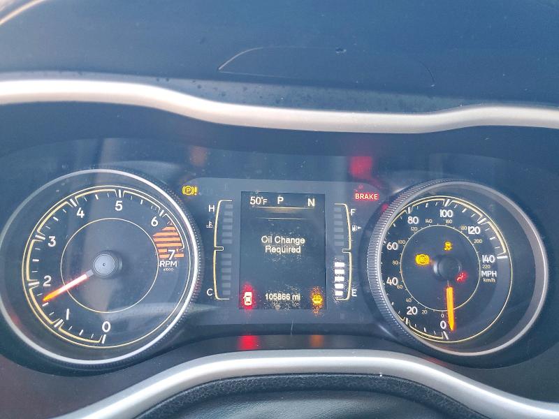 Photo 9 from auction – 2018 JEEP CHEROKEE with VIN 1C4PJLLB2JD583840
