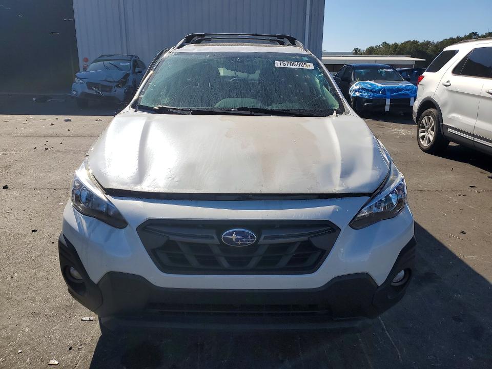 Photo 5 from auction – 2022 SUBARU CROSSTREK with VIN JF2GTHSC3NH210937