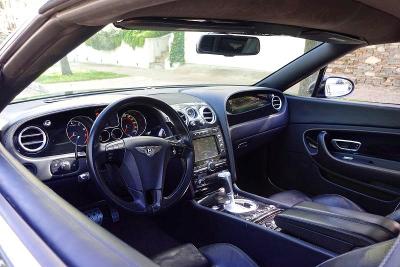 Photo 13 from auction – 2009 BENTLEY CONTINENTAL with VIN SCBDR33W99C060740