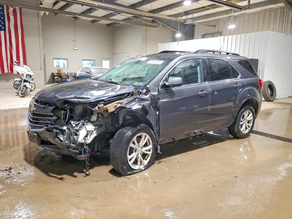 CHEVROLET EQUINOX 2017 with VIN 2GNFLFEK2H6185709 - Photo from auction