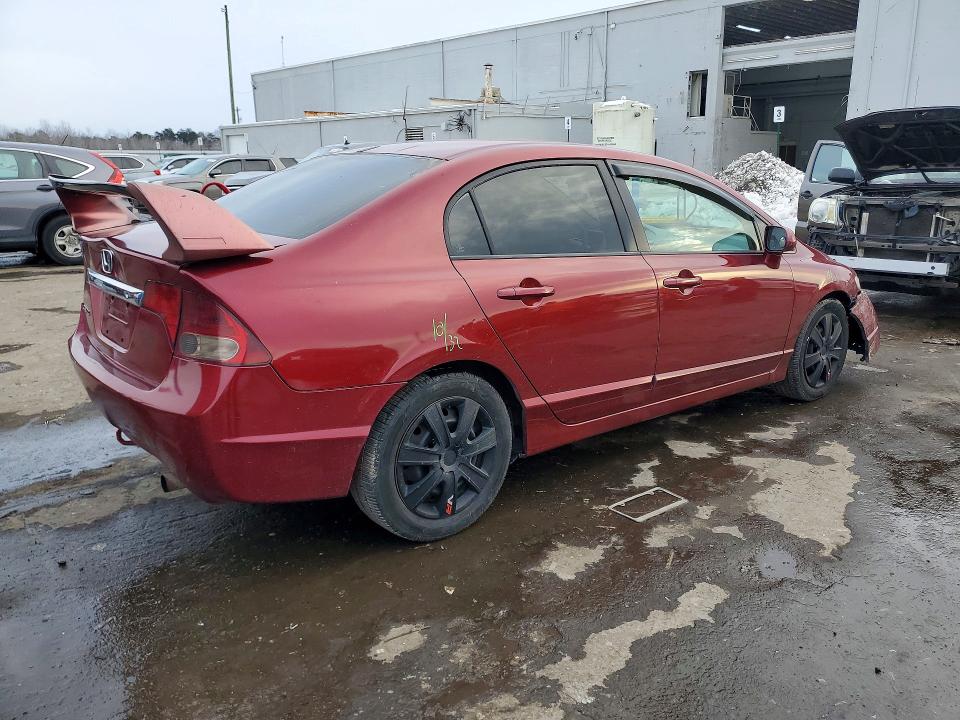 Photo 3 from auction – 2011 HONDA CIVIC LX with VIN 2HGFA1F58BH524271