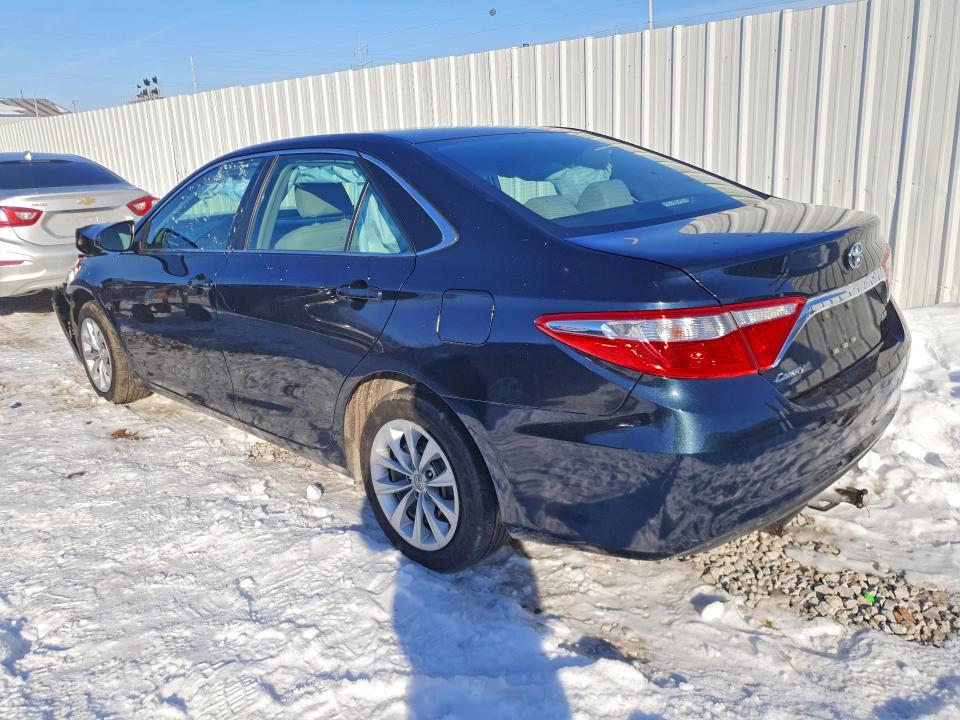 Photo 2 from auction – 2015 TOYOTA CAMRY with VIN 4T4BF1FK1FR511953