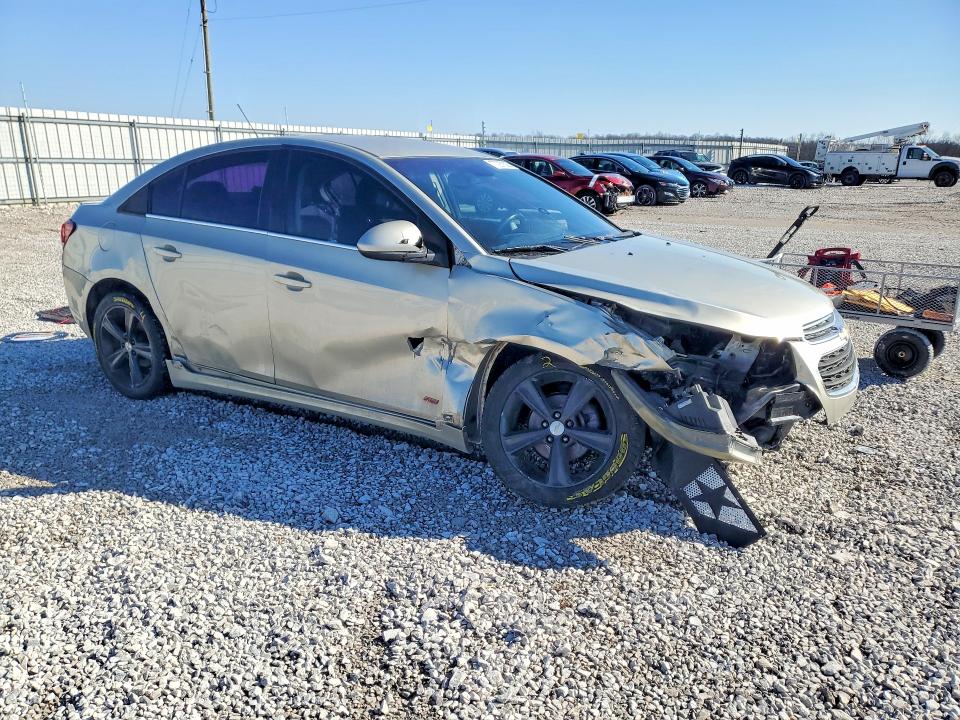 Photo 4 from auction – 2015 CHEVROLET CRUZE with VIN 1G1PE5SB0F7193402