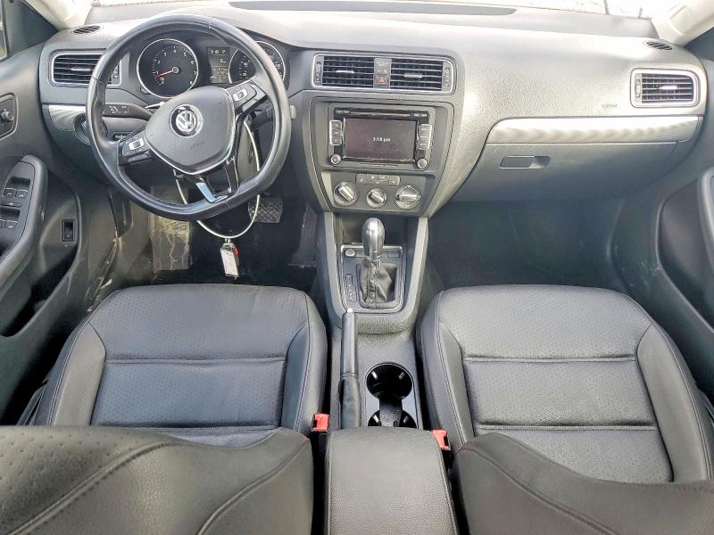 Photo 8 from auction – 2015 VOLKSWAGEN JETTA SE with VIN 3VWD07AJ2FM313104