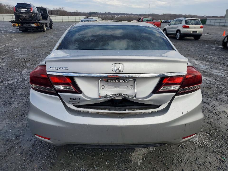 Photo 6 from auction – 2015 HONDA CIVIC with VIN 19XFB2F55FE080043