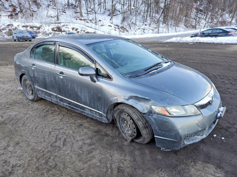 Photo 4 from auction – 2010 HONDA CIVIC with VIN 2HGFA1F55AH323815