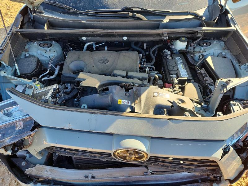 Photo 12 from auction – 2021 TOYOTA RAV4 with VIN 2T3W1RFV8MW116594