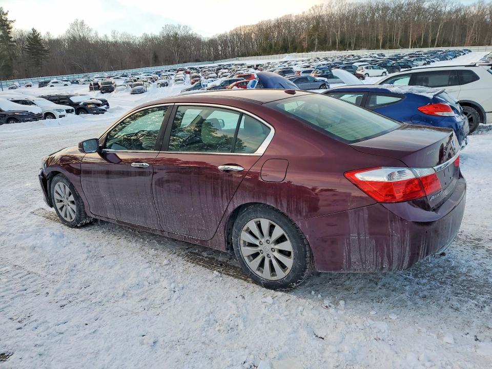 Photo 2 from auction – 2014 HONDA ACCORD with VIN 1HGCR2F88EA199314