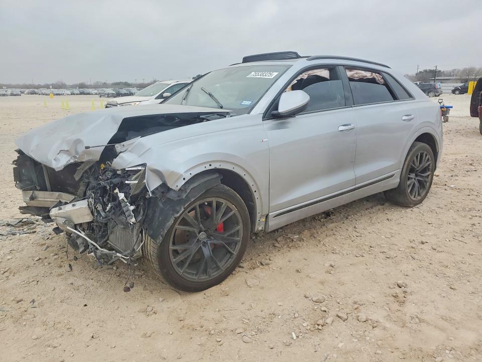 AUDI Q8 2021 z numerem VIN WA1EVAF1XMD015160 - Zdjęcie z aukcji