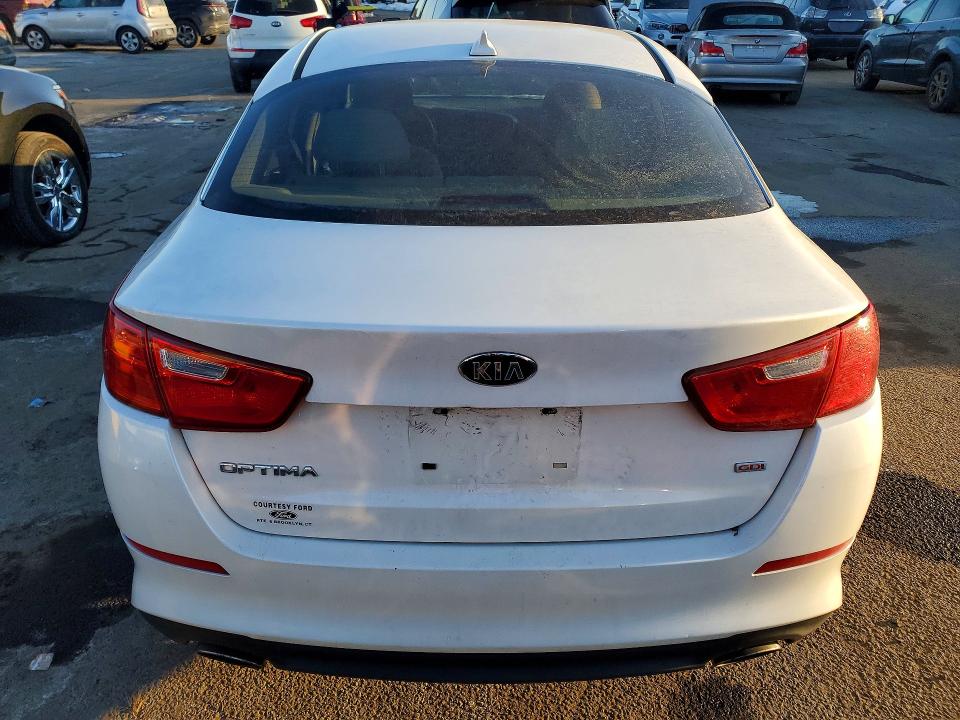 Photo 6 from auction – 2015 KIA OPTIMA with VIN KNAGM4A73F5571545