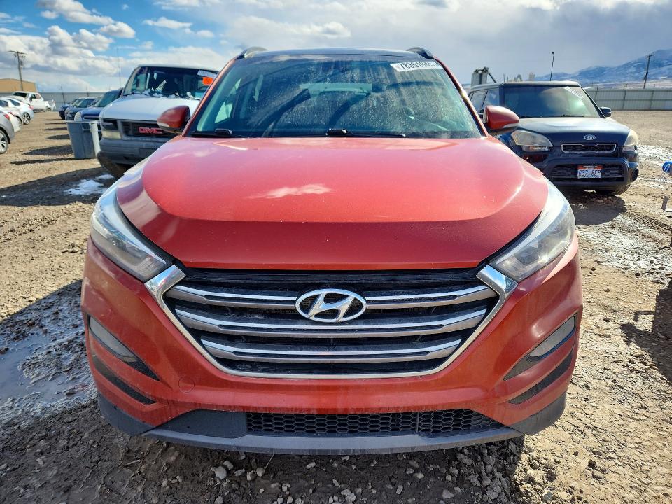 Photo 5 from auction – 2016 HYUNDAI TUCSON LIM with VIN KM8J3CA20GU200937