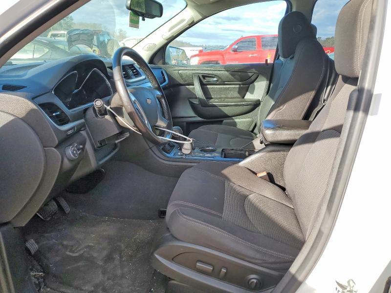 Photo 7 from auction – 2017 CHEVROLET TRAVERSE with VIN 1GNKRGKD3HJ345723