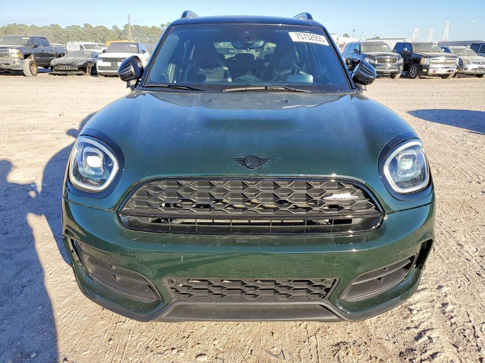 Photo 5 from auction – 2024 MINI COOPER JCW with VIN WMZ33BS08R3S29583