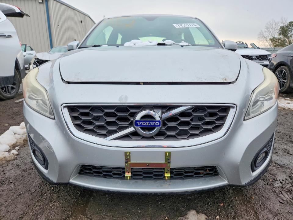 Photo 5 from auction – 2012 VOLVO C30 with VIN YV1672MK1C2265509