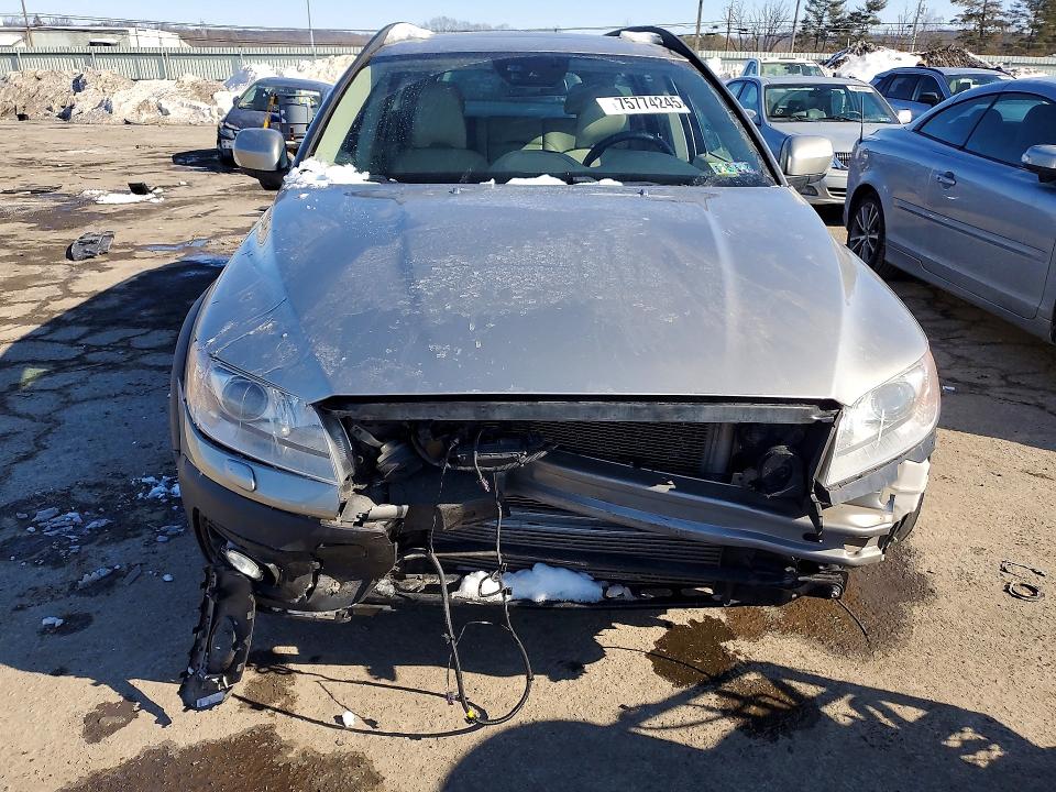 Photo 5 from auction – 2014 VOLVO XC70 T6 with VIN YV4902BZ6E1182901