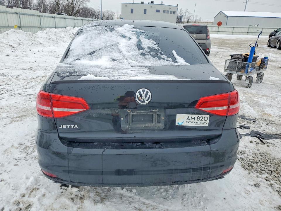 Photo 6 from auction – 2015 VOLKSWAGEN JETTA BASE with VIN 3VW2K7AJ6FM230244