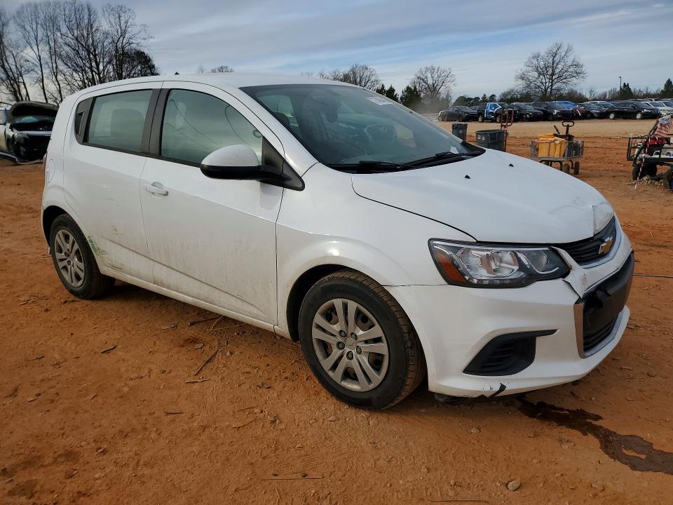 Photo 4 from auction – 2017 CHEVROLET SONIC with VIN 1G1JG6SG8H4155325