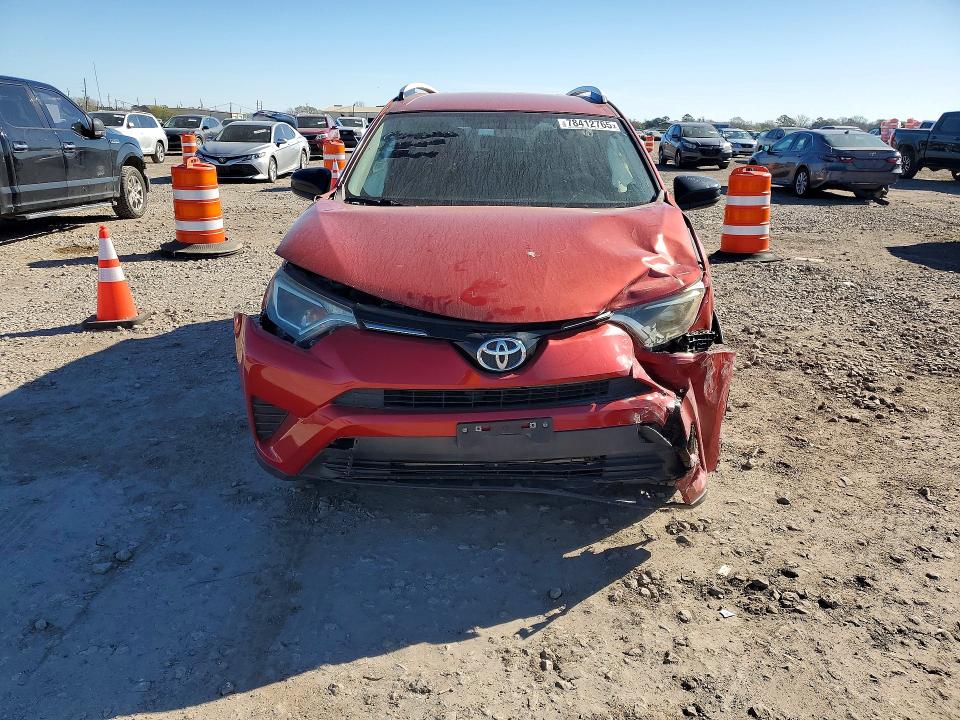 Photo 5 from auction – 2016 TOYOTA RAV4 with VIN JTMZFREV1GJ063336