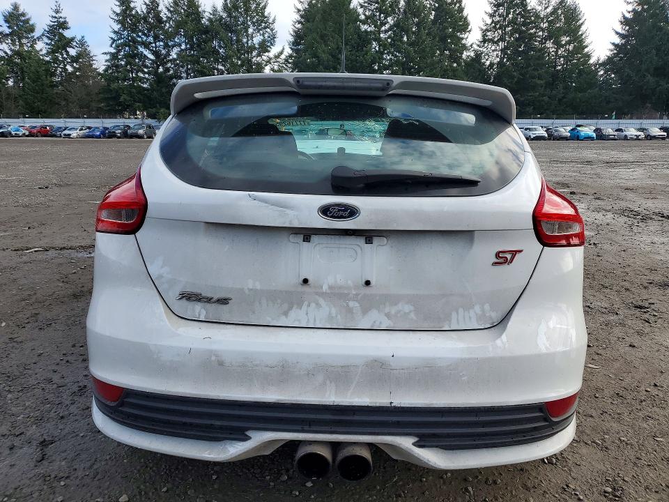 Photo 6 from auction – 2016 FORD FOCUS with VIN 1FADP3L98GL319475