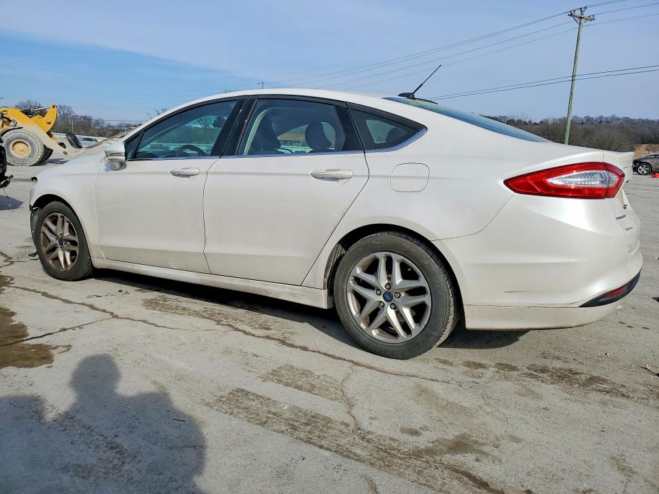 Photo 2 from auction – 2016 FORD FUSION with VIN 3FA6P0H76GR394403