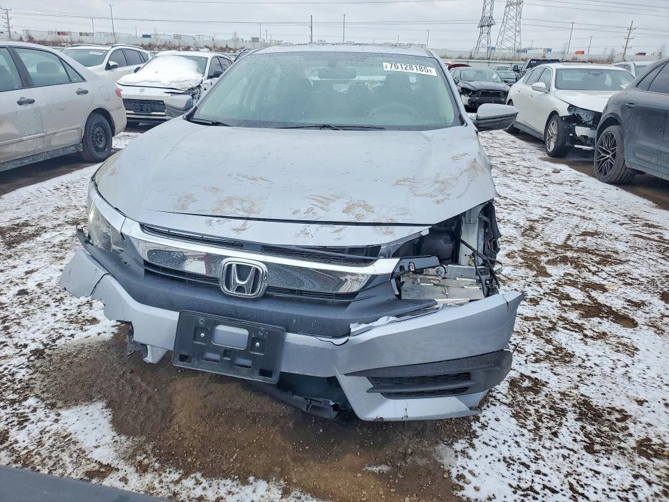Photo 5 from auction – 2018 HONDA CIVIC with VIN 2HGFC2F79JH585970