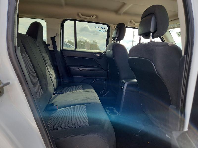 Photo 11 from auction – 2015 JEEP PATRIOT with VIN 1C4NJRAB0FD108689