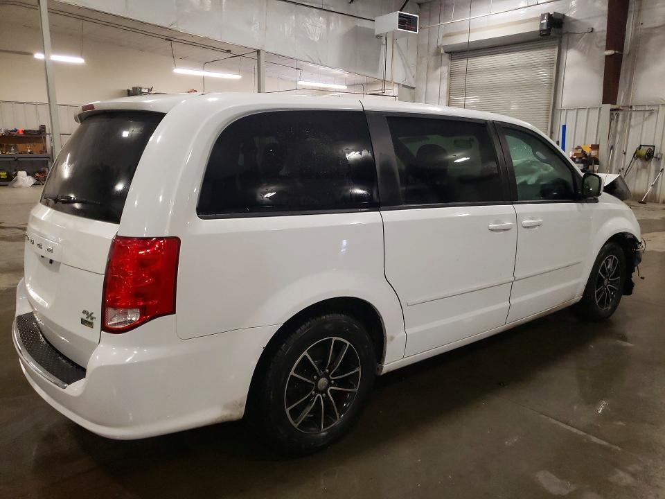 Photo 3 from auction – 2015 DODGE GRAND CARAVAN with VIN 2C4RDGEG7FR535478