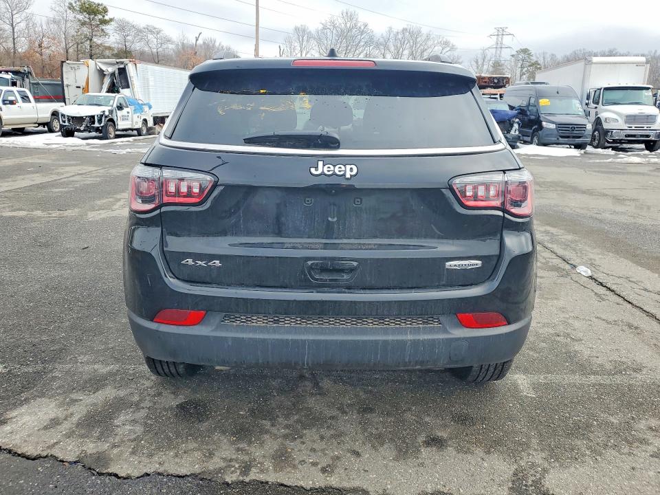 Photo 6 from auction – 2025 JEEP COMPASS with VIN 3C4NJDBN1ST548680