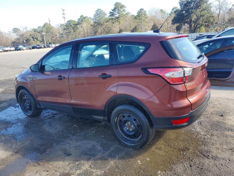 Photo 2 from auction – 2018 FORD ESCAPE with VIN 1FMCU0F79JUA98585