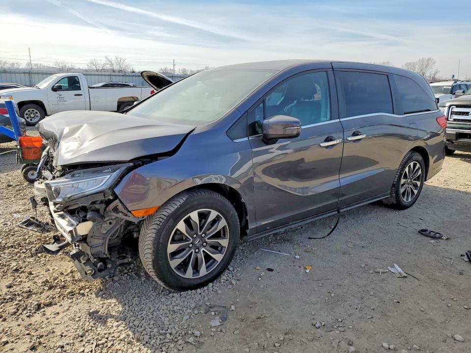 HONDA ODYSSEY 2021 with VIN 5FNRL6H72MB025654 - Photo from auction