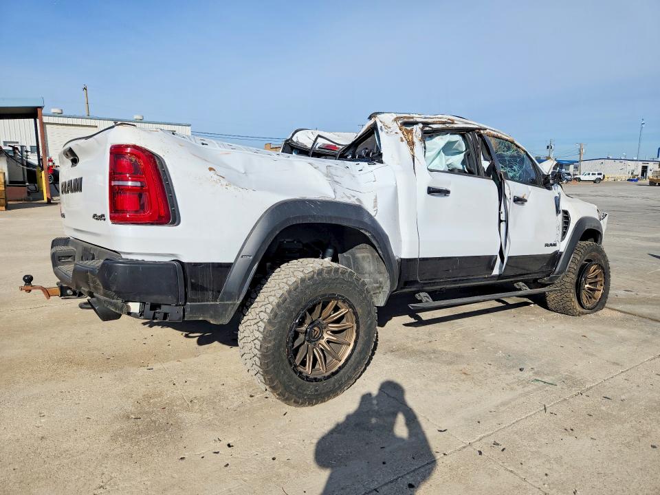 Photo 3 from auction – 2025 RAM 1500 with VIN 1C6SRFUP2SN708837