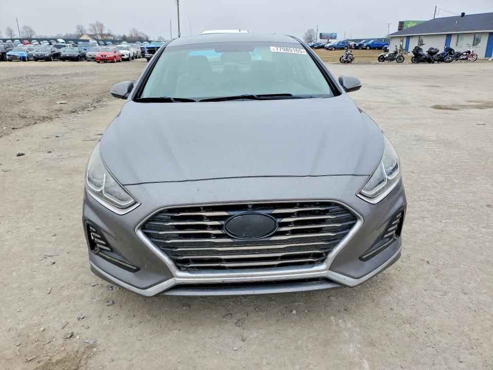 Photo 5 from auction – 2018 HYUNDAI SONATA with VIN 5NPE34AF4JH637212