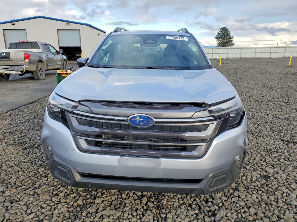 Photo 5 from auction – 2025 SUBARU FORESTER with VIN JF2SLDRCXSH442777