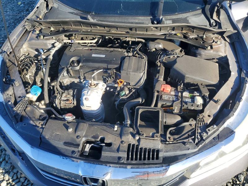 Photo 11 from auction – 2016 HONDA ACCORD with VIN 1HGCR2F75GA183422