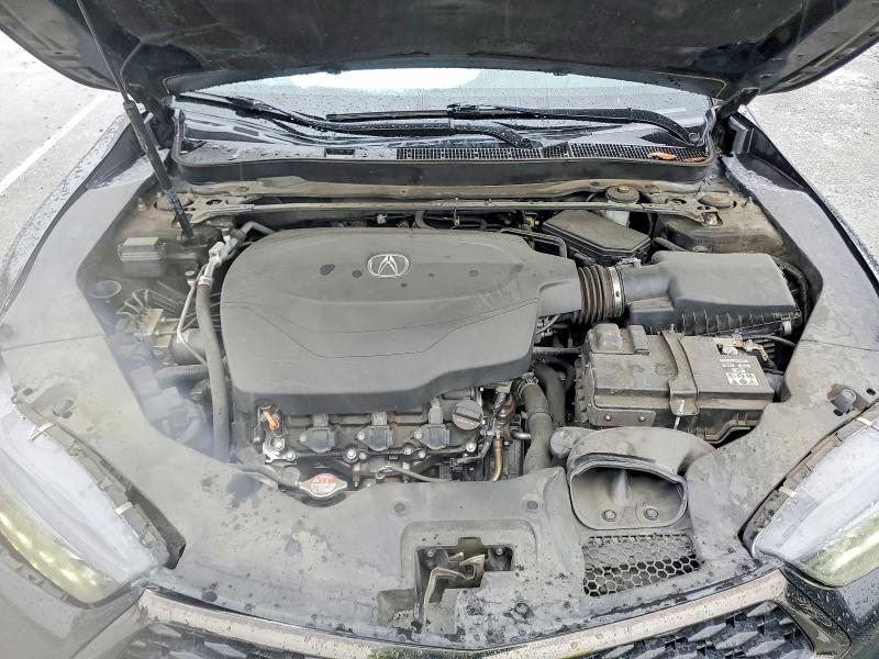 Photo 11 from auction – 2020 ACURA TLX with VIN 19UUB2F69LA005653